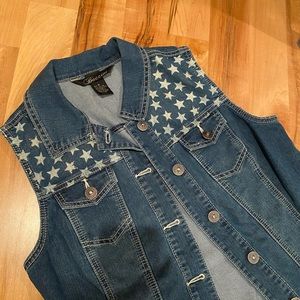 Jean Vest Size Medium “Stars”